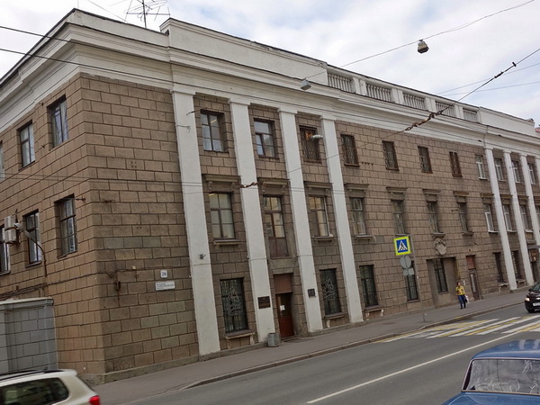 Санкт-Петербург, Б.Сампсониевский пр., д.28 +7 (969) 715-46-15